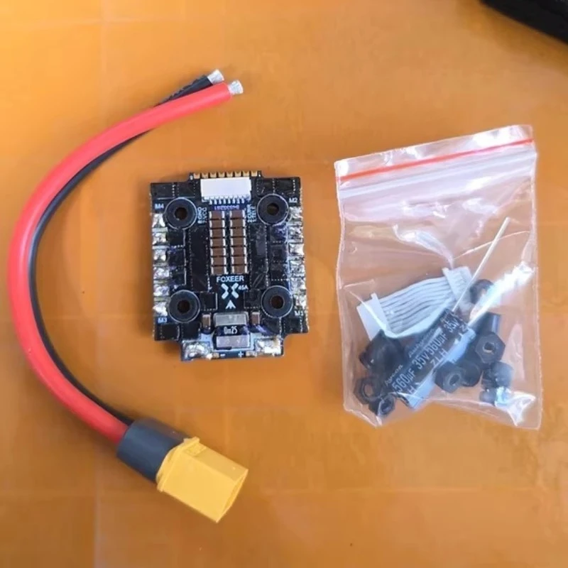 VivaCS1pcs FOXEER Reaper F4 12 - Foxeer Reaper F4 128K 65A Esc のレビューと価格